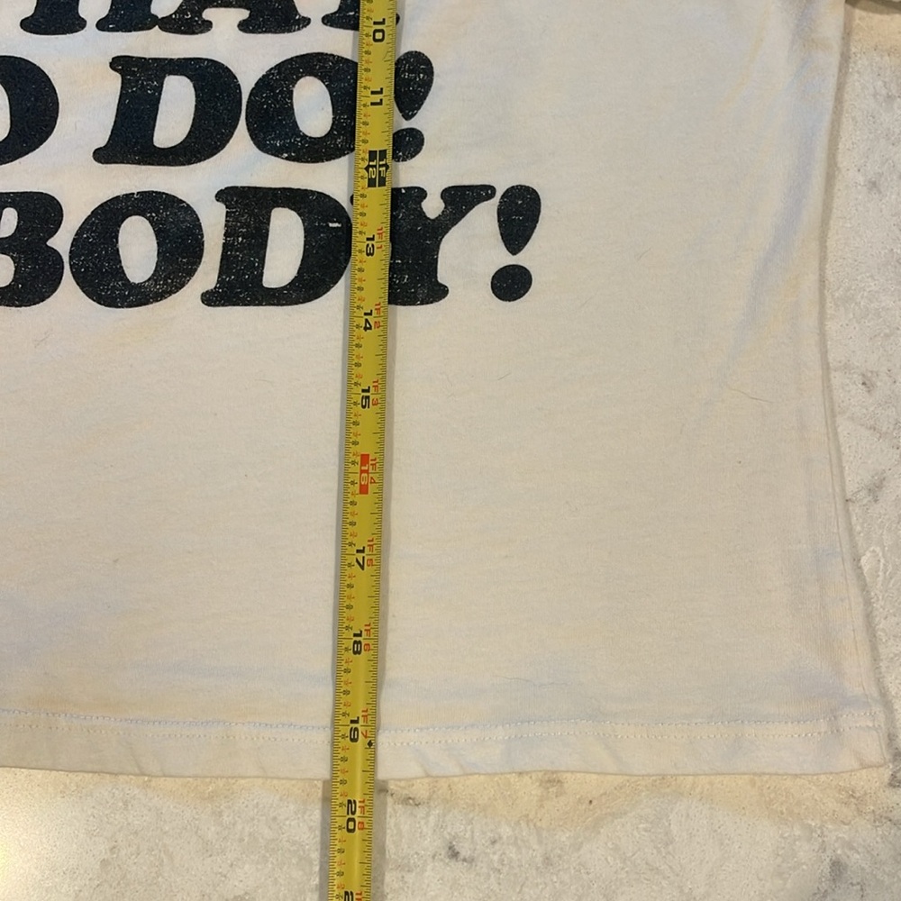 Love Tribe The Whole Gang cropped boxy oversized Peanuts / Snoopy tee, medium - Picture 5 of 5